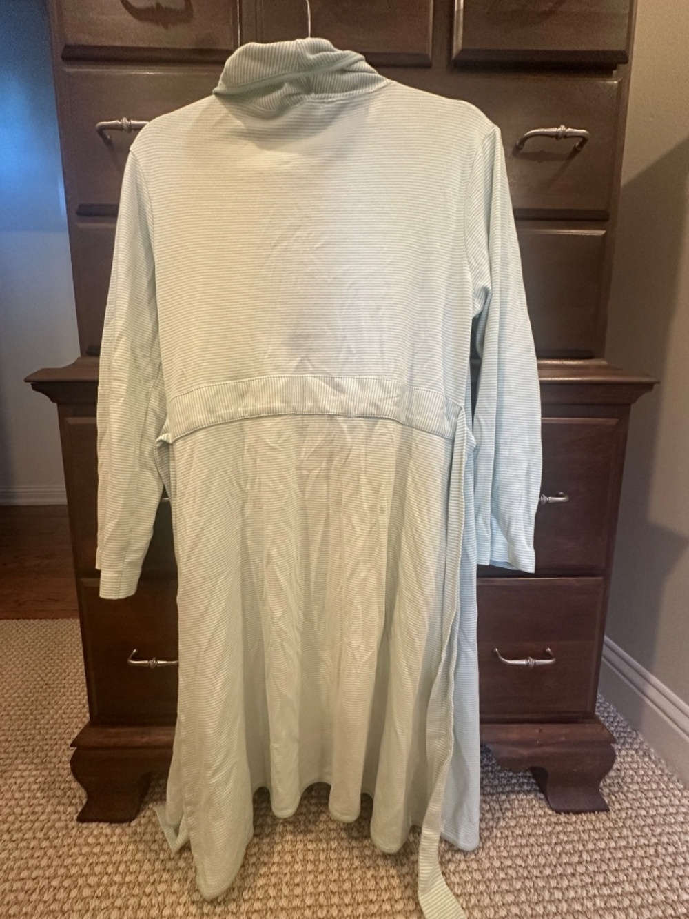 Lake Pima Robe in Green - Picture 4 of 5